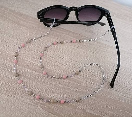 Iné šperky - Retiazka na okuliare - ružové a drevené korálky - chirurgická oceľ  - 16793622_