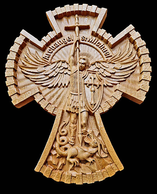 Dekorácie - 3D Drevorezba Sv. Michal Archanjel kríž. (400 x 260 x 35 mm) - 16793620_