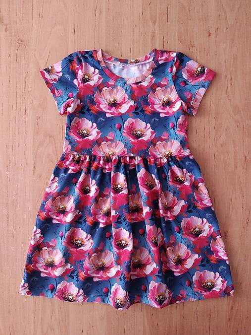 Detské oblečenie - Kvetované šaty  (122) - 16793509_