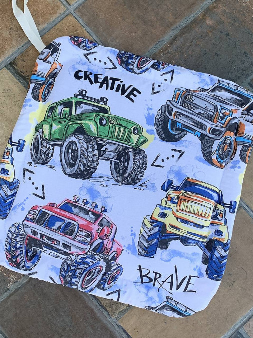 Detský textil - Podsedák na školskú stoličku (jeep auto) - 16817315_