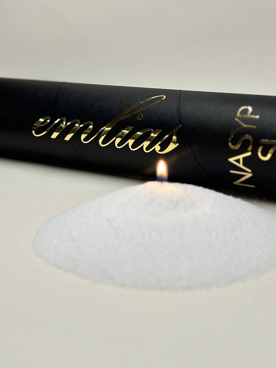 Sypaná sviečka v tubuse 850g