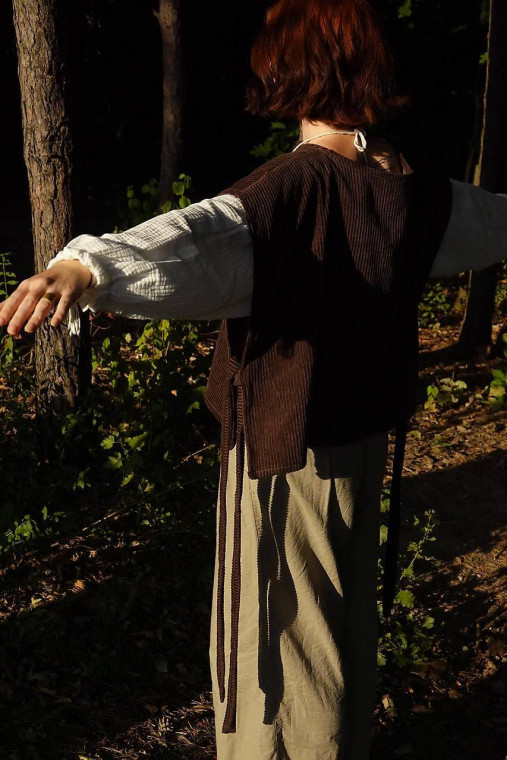Vesty - Menčestrová vesta - 16828241_