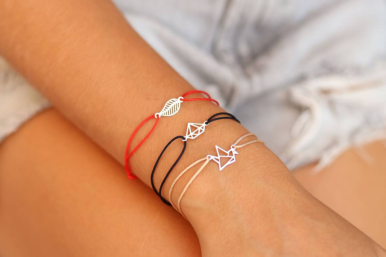 Náramok na šnúrke -  striebro Ag 925/1000