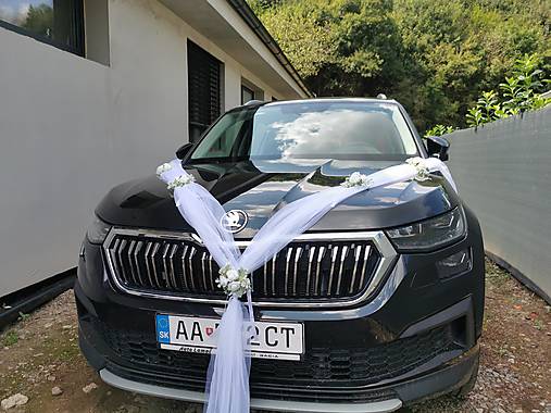 Dekorácie - Výzdoba na auto - 16837338_