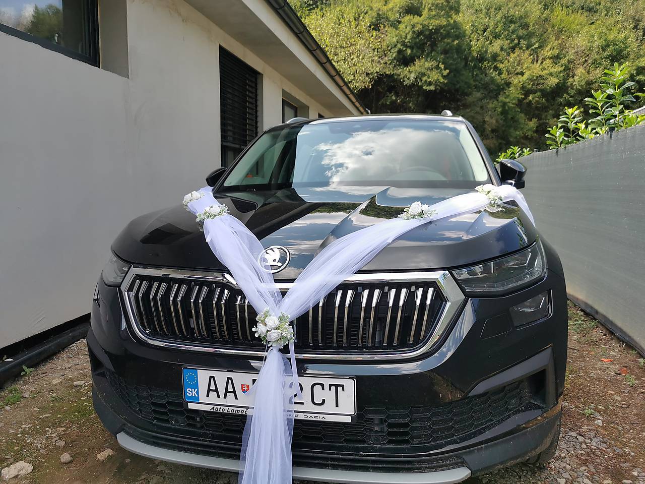 Výzdoba na auto