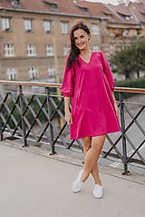 Šaty - Oversize ačkové šaty s výstrihom – rôzne farby - 16834673_