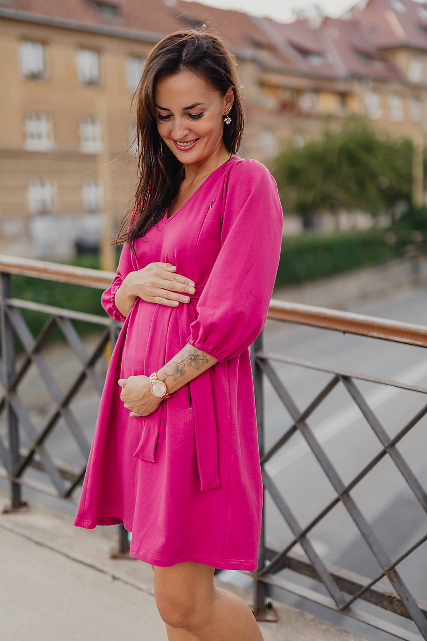 Oversize ačkové šaty s výstrihom – rôzne farby