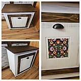 Dekorácie - Skrinka pod umyvadlo, alebo botnik - 16835876_