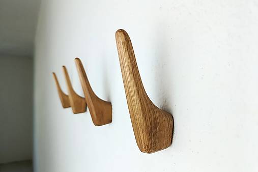 Nástenný vešiak KING drevo dub