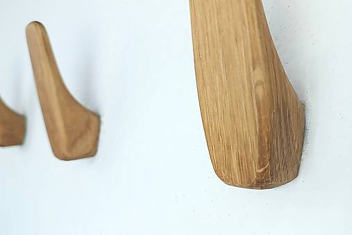 Nástenný vešiak PRINCE drevo dub/orech