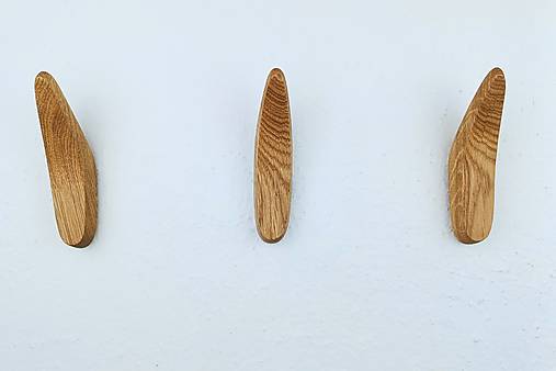 Nástenný vešiak QUEEN drevo dub