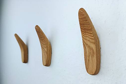 Nástenný vešiak QUEEN drevo dub