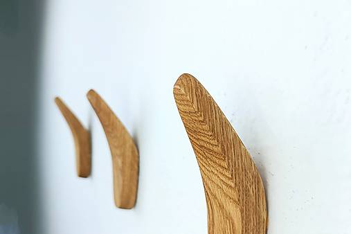 Nástenný vešiak QUEEN drevo dub