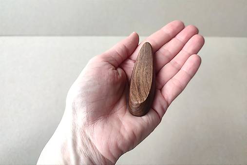 Nástenný vešiak PRINCESS drevo orech