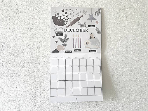 NÁSTENNÝ KALENDÁR