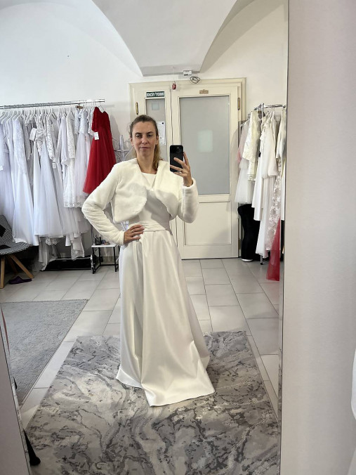 Svetre a kardigány - Kožušinové bolerko-ivory - 16843837_