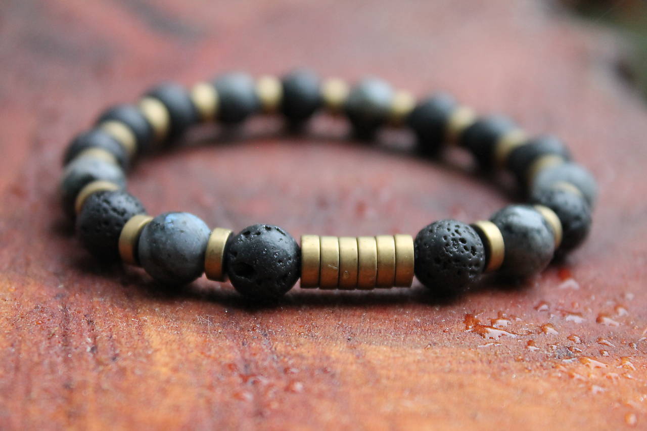 Medená hora _Larvikit