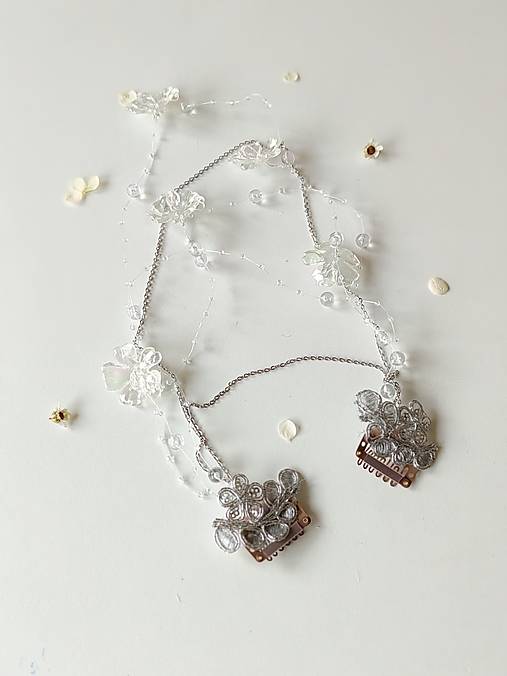 Ozdoby do vlasov - Svadobná tiara so závojom "dych zimy" - slzička (Závoj) - 16848975_