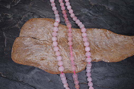 Minerály - Ruženín 6-8-10mm šnúra akcia (8mm (48ks)) - 16850680_