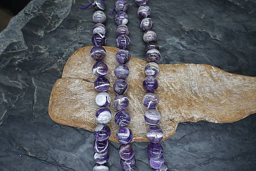 Minerály - Ametyst ševron (šnúry) 4-6-8-10-12 (14mm (25ks)) - 16850958_