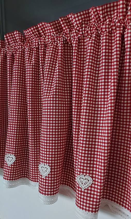 Úžitkový textil - Vitrážková záclonka,,červená kocka" - 16854764_