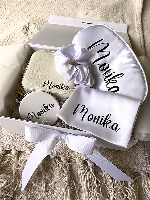 Úložné priestory & Organizácia - Luxusná beauty kráľovná - personalizovaný darčekový ženský box - 16856344_