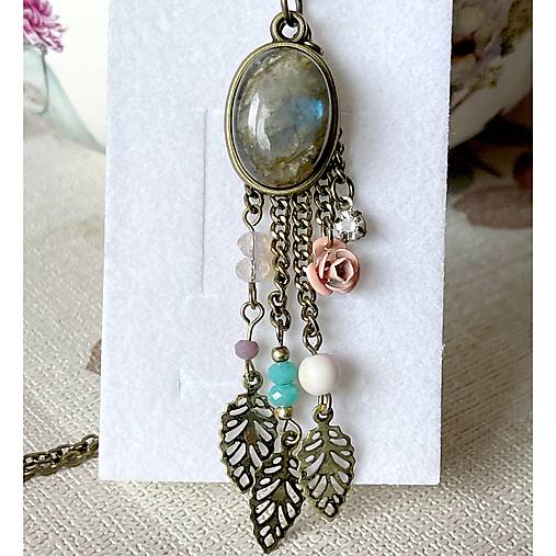 Labradorite Leaf Necklace / Náhrdelník s labradoritom E045