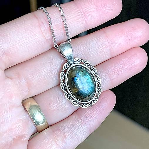 Antique Silver Labradorite Necklace / Náhrdelník s labradoritom E045