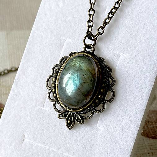 Bronze Filigree Labradorite Necklace / Náhrdelník s labradoritom E045