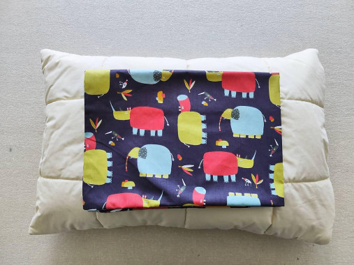 Úžitkový textil - VLNIENKA obliečka na vankúš 40 x 60 CM  na mieru 100% bavlna Zvieratká Hroch , nosorožec, slon - 16861095_
