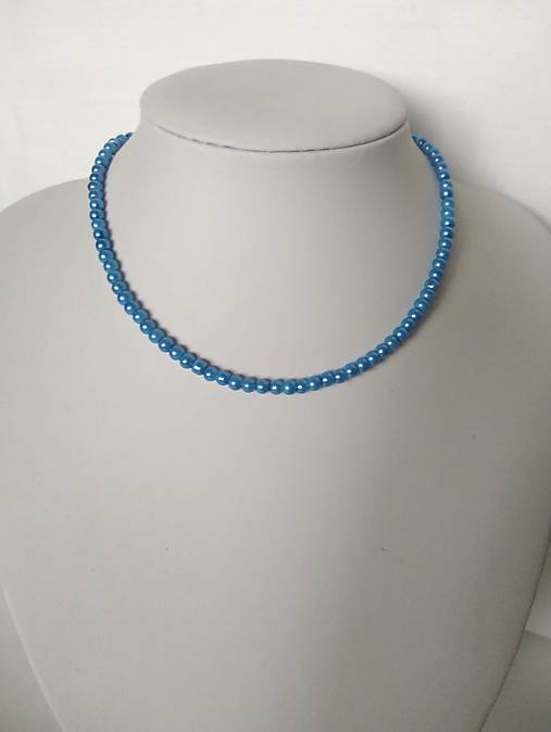 Detské doplnky - Detský náhrdelník z perličiek modrej farby - 16862477_