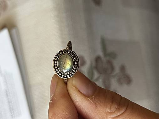 Antique Gold Labradorite Ring / Starozlatý prsteň s labradoritom E045