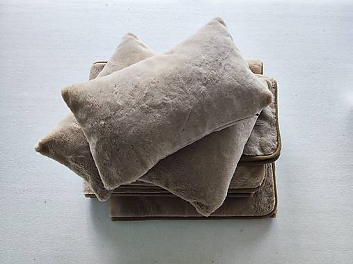 Úžitkový textil - VLNIENKA prehoz na gauč VELVET acryl Cappuccino dvojitý ušijeme podľa vlastných rozmerov - 16864033_