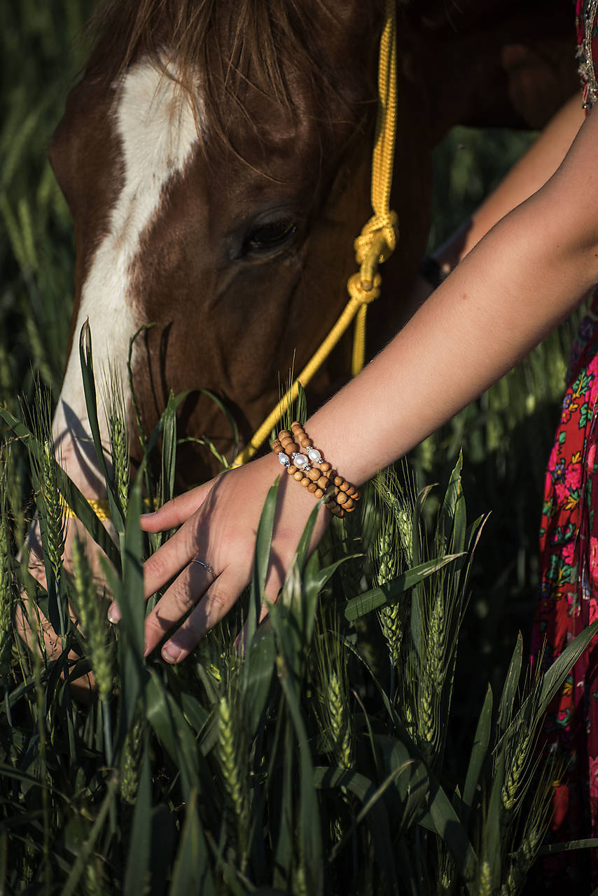 náramok "Veru  mi je dobre " (S 15 cm - 6 mm korálky)