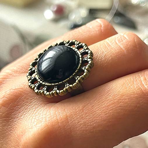 Black Agate Bronze Ring / Prsteň s čiernym achátom E050