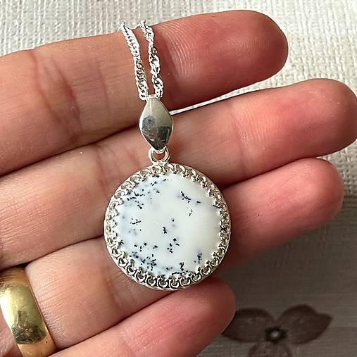 Dendritic Opal Filigree Pendant AG925 / Strieborný prívesok s prírodným dendritickým opálom E050