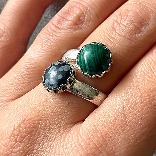 ZĽAVA 40% Elegant Double Malachite and Obsidian Ring / Prsteň s malachitom a obsidiánom E050