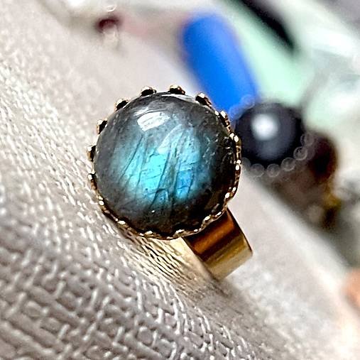 Labradorite Stainless Steel Gold Ring / Elegantný prsteň s labradoritom E050