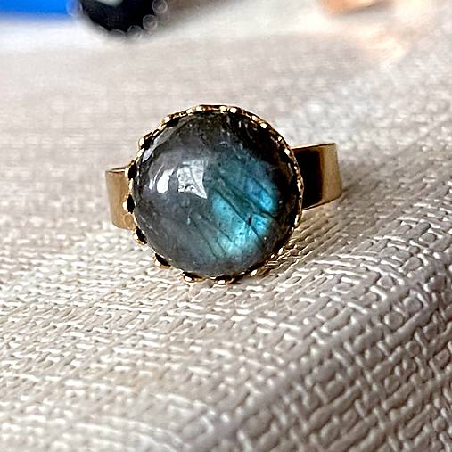 Labradorite Stainless Steel Gold Ring / Elegantný prsteň s labradoritom E050