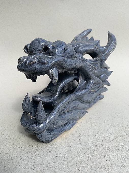 Svietidlá - Keramický svietnik Drogon - 16885395_