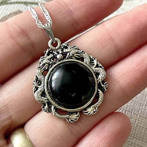 ZĽAVA 70% Black Agate Antique Silver Pendant / Prívesok s prírodným achátom E051