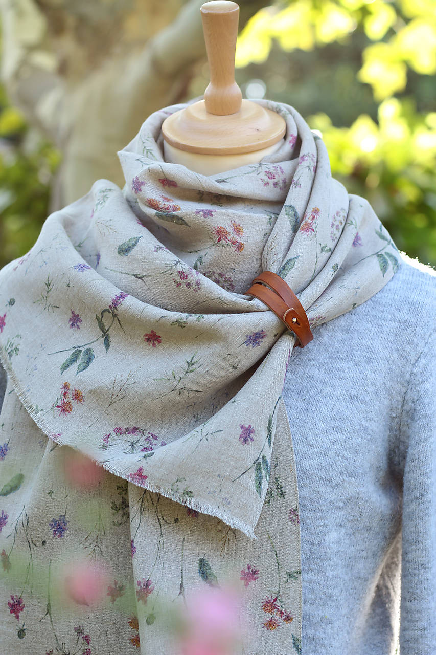 Prírodná dámska kvetinová šatka z exkluzívneho 100% ľanu