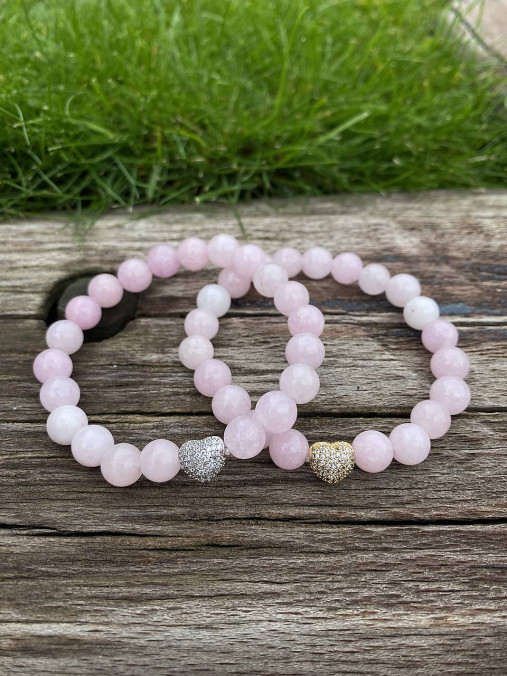 Náramky - Náramok z Kunzitu so srdiečkom - 16900891_