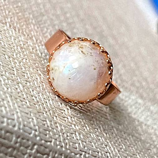 Moonstone Stainless Steel Rose Gold Ring / Elegantný prsteň s mesačným kameňom - oceľ E050