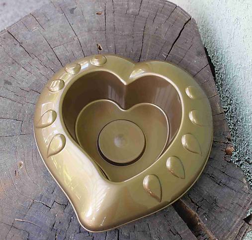 Iný materiál - Dušičky - miska plastová Srdce 30cm (Zlatá) - 16902892_