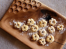 Nádoby - Dubová tácka "včelie plásty" - 16906598_