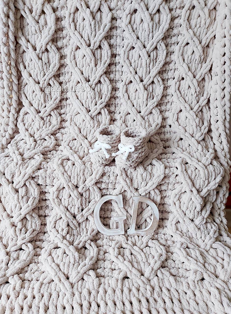 Detská deka do kočíka/do postieľky s papučkami z vlny alize puffy