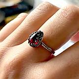 Prstene - Teardrop Garnet Rhodolite AG925 Ring / Strieborný prsteň v tvare slzy s granátom E057 - 16912418_