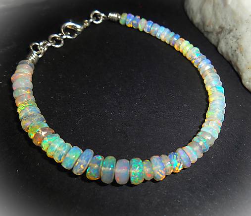 Náramky - nature-opal-blue-rainbow-opál-drahý-náramok+darček náušnice s opálom!!! - 16918996_