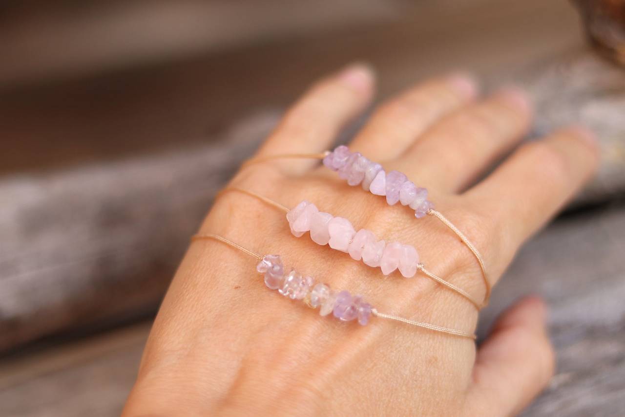 Náramok na šnúrke - ametrín, ametyst, ruženín